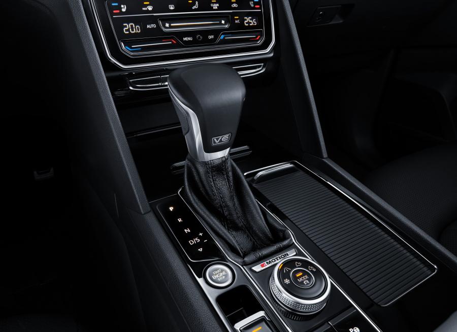 Детали интерьера Volkswagen Teramont X 2019 года  (CN) (фото 27 из 40)